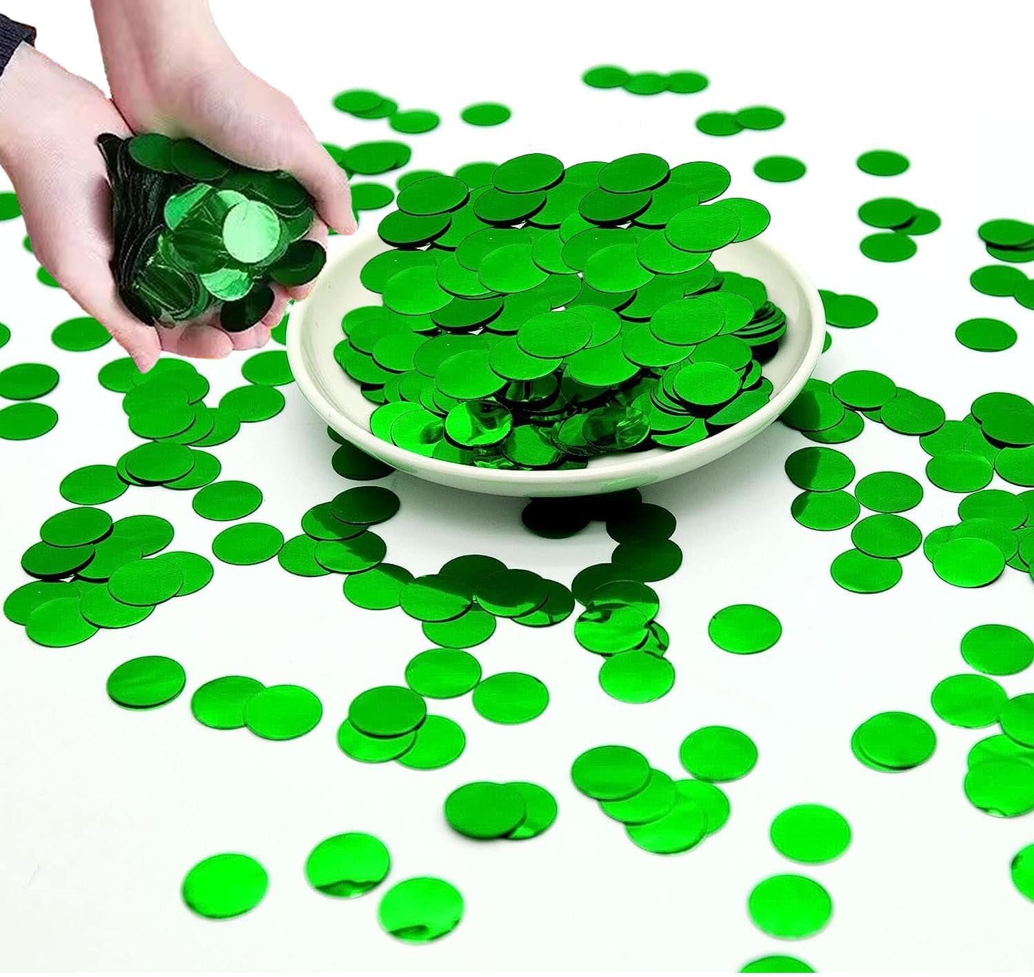 Green Round Foil Confetti Beautiful Metallic Table Confetti Glitter for Fill Balloons, St. Patrick's Day ，Wedding,Birthday, Party,Festival Decoration(8000PCS)